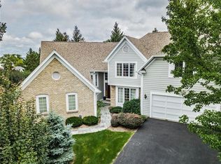 140 Regatta Dr, Webster, NY 14580