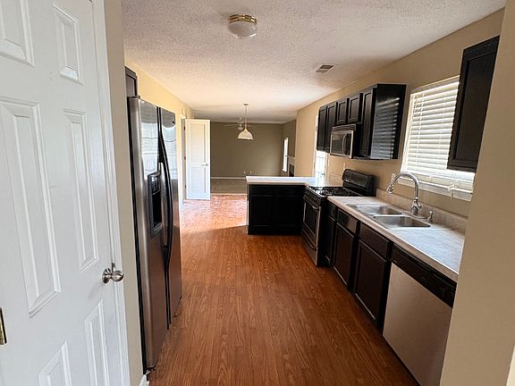 5th image of 139 Bellington Dr