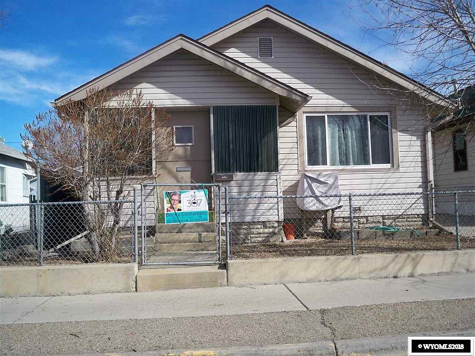 1st image of 417 Elias Ave