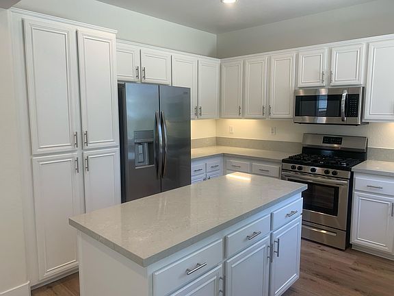 4th image of 1536 Black Walnut Dr