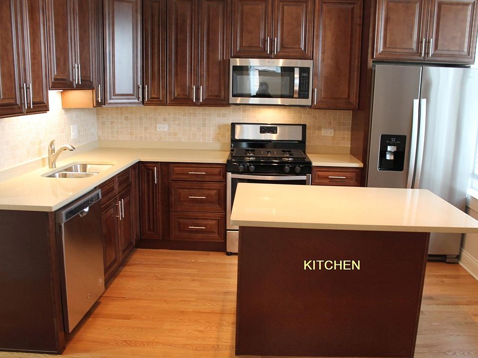 1st image of 2336 N Maplewood Ave APT 2