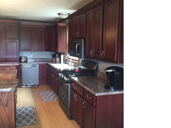 4th image of 20823 Old Farm Ave