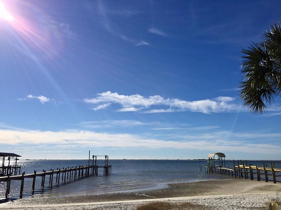 1st image of 2014 Fountainebleau Ct