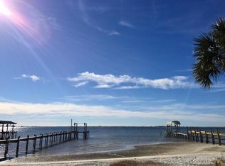 2014 Fountainebleau Ct, Navarre, FL 32566