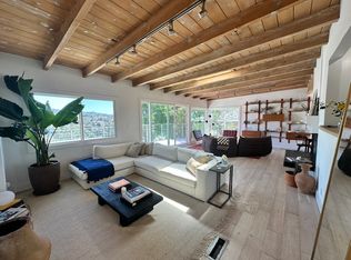 2030 Paramount Dr, Los Angeles, CA 90068