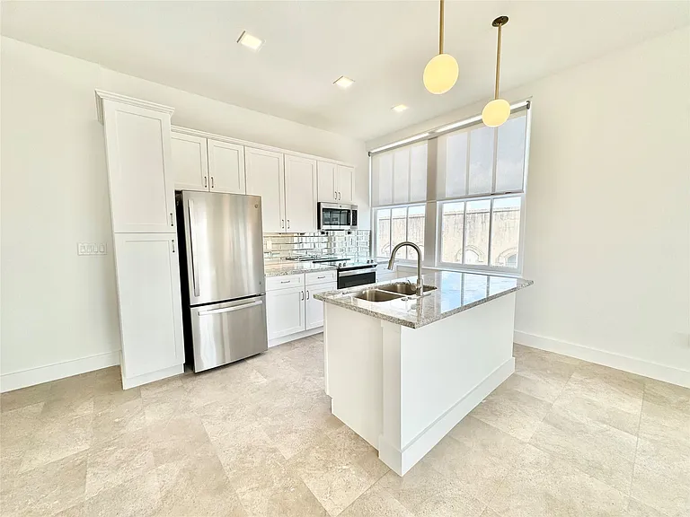 2102 Mechanic St #305 — Photo 9