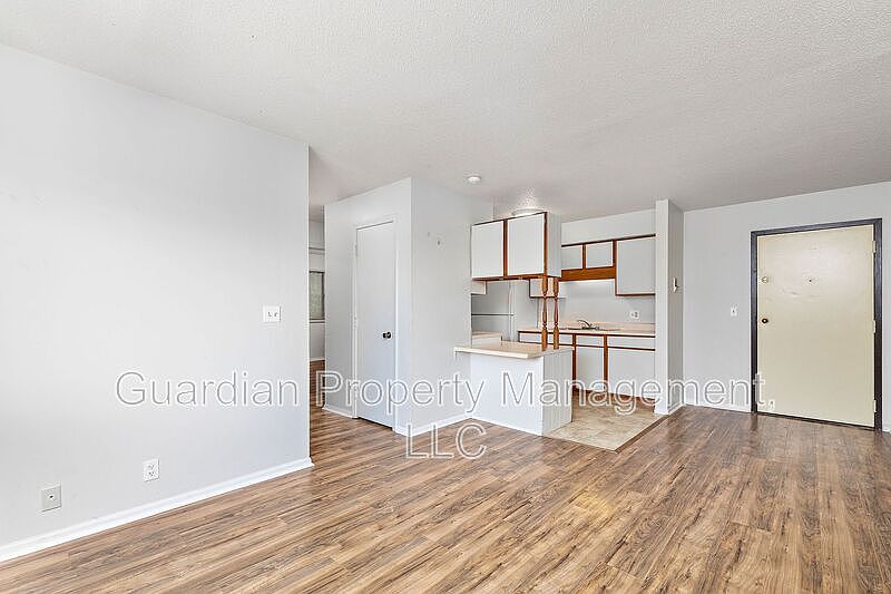 1st image of 1602 Brookside Dr Unit 331