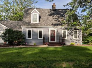 7121 High Rd, Darien, IL 60561