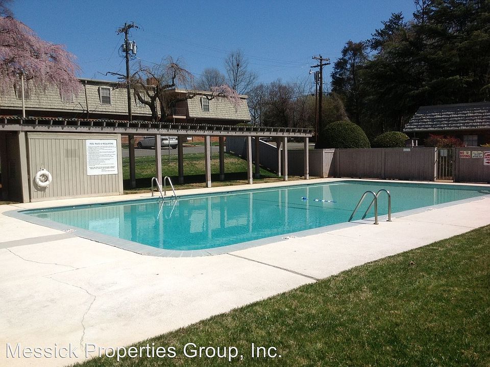 2nd image of 3820 Country Club Rd APT H