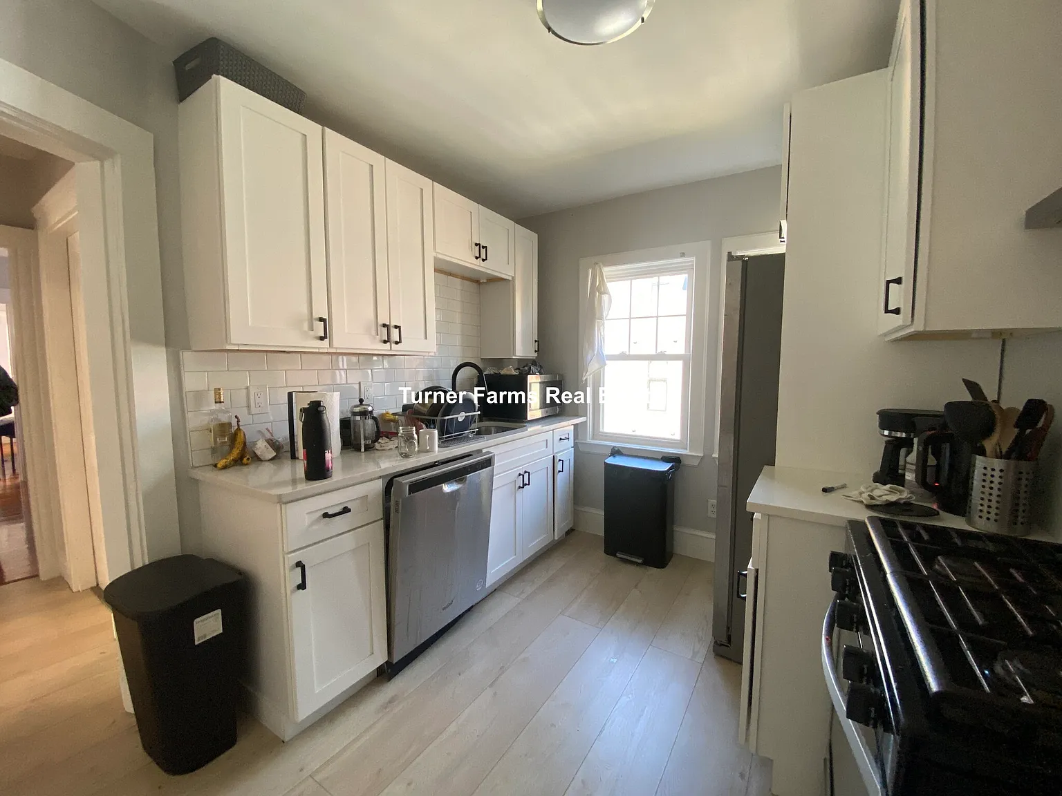 4 bed, $5,400 — Photo 1