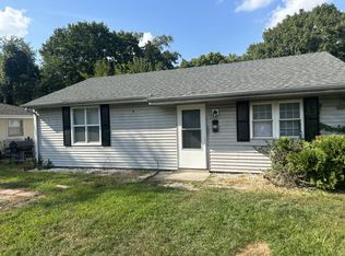 15 Fox Ct, Springfield, IL 62703