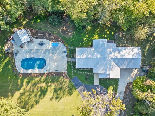 6015 Sawyer Rd, Signal Mountain, TN 37377