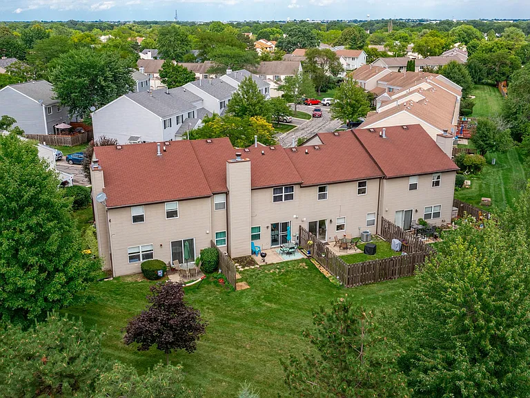468 Minnesota Cir — Photo 30