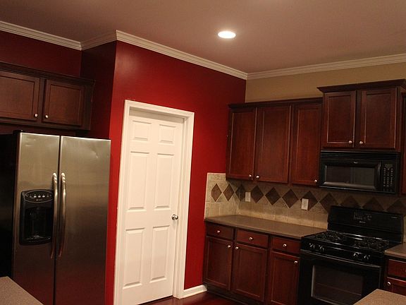 1887 South Hampton Lane