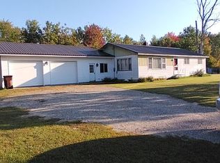 4858 E Sterling Rd, Sterling, MI 48659