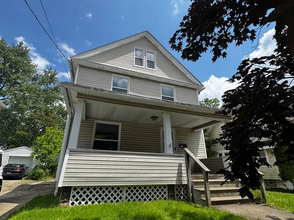 2131 12th St SW, Akron, OH 44314