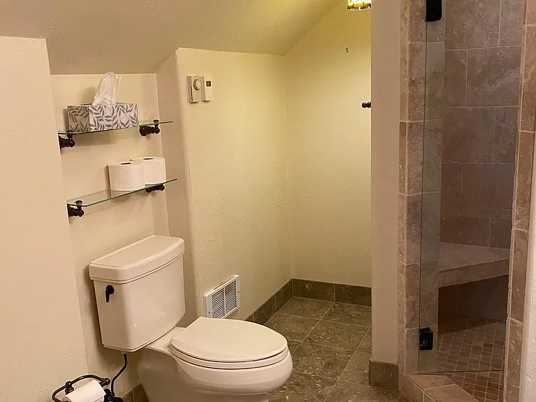 2111 Hidden Ranch Ln — Photo 40