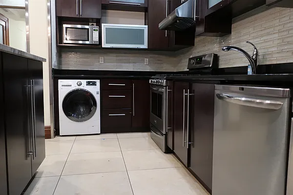 Rented by Peter Meskouris LREB | media 15