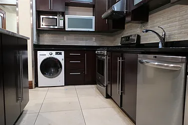Rented by Peter Meskouris LREB