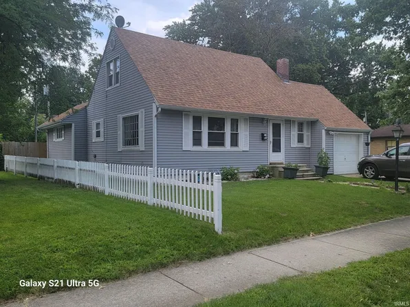 2016 Prairie St, Elkhart, IN 46516