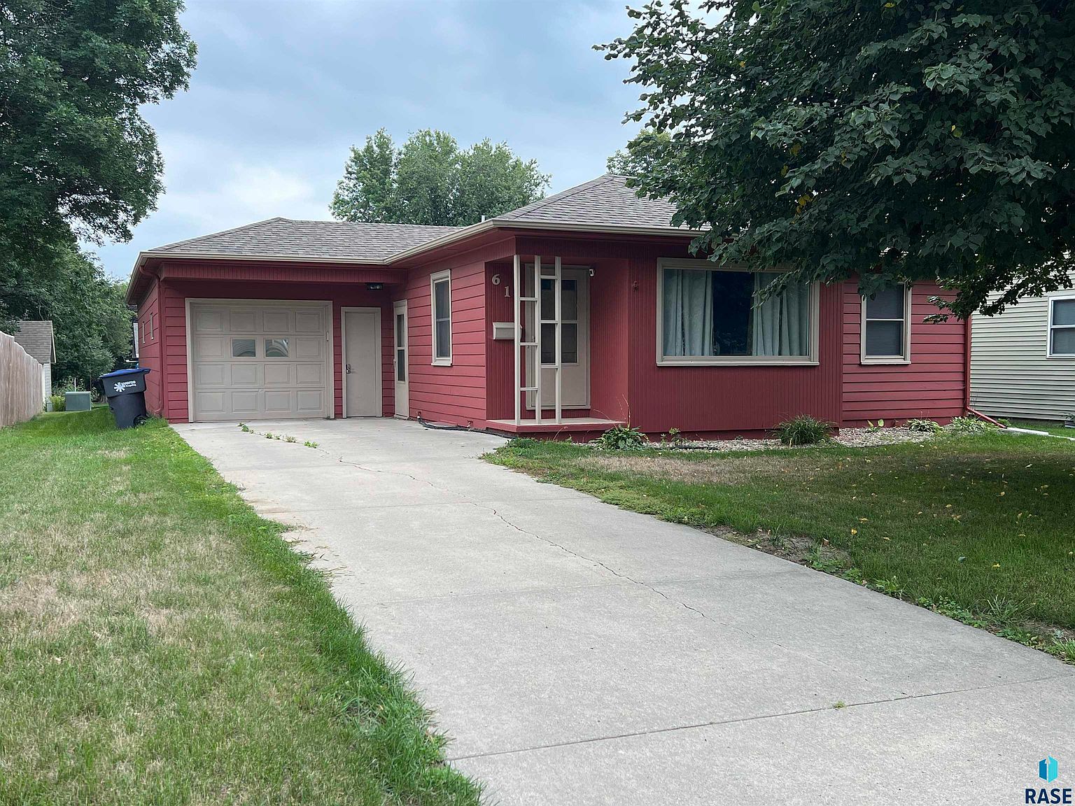 617 W Lincoln St, Luverne, MN 56156 MLS 22305402 Zillow