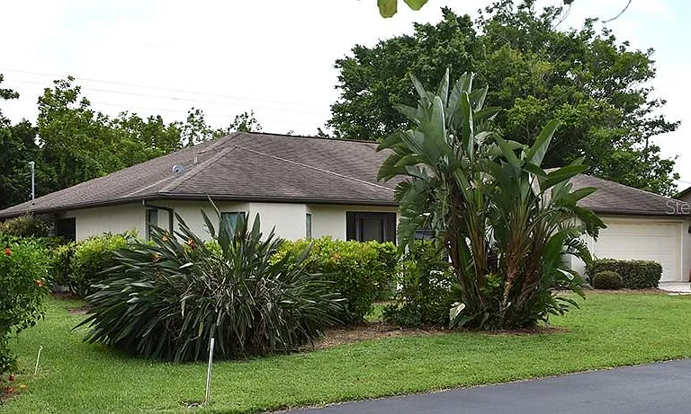 147 Hourglass Dr — Photo 23