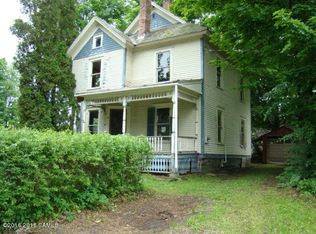 6 Depot St, Granville, NY 12832