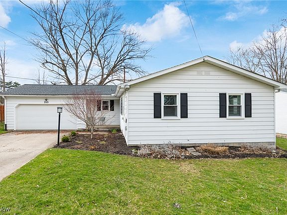 2nd image of 355 Strawberry Ln