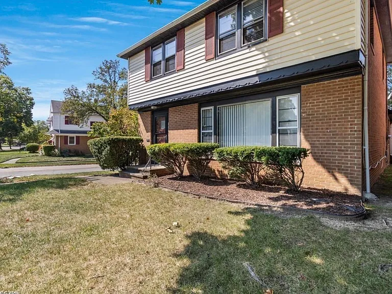 2348 Saybrook Rd — Photo 34