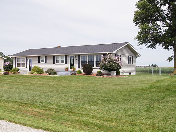 5th image of 1403 Lake Park Dr