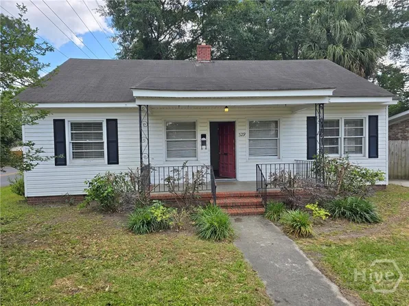 329 E 63rd St, Savannah, GA 31405