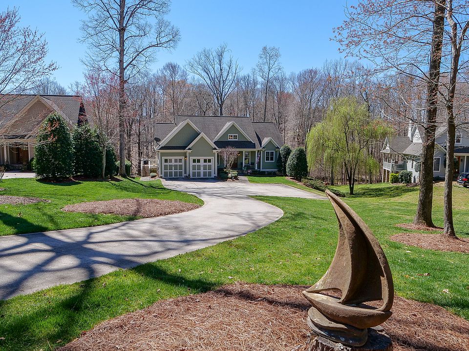 1st image of 7882 Lakeview Dr