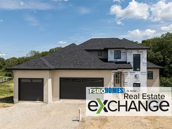 7125 Spring Creek Dr, Bettendorf, IA 52722