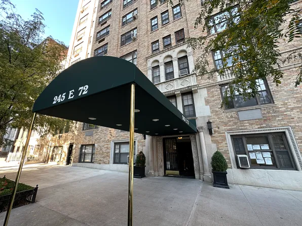 245 East 72nd Street image 7 of 9