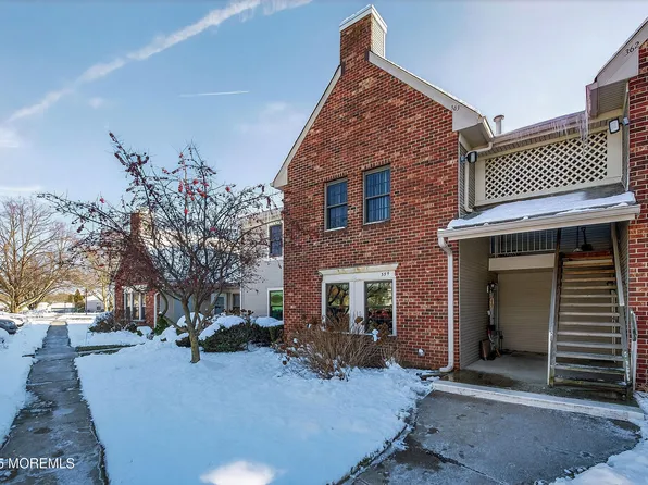 359 W Wycoff Way W #359, East Brunswick, NJ 08816