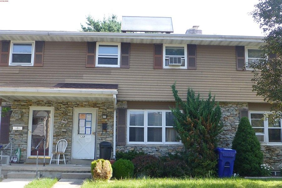 1st image of 127 W Gaul St