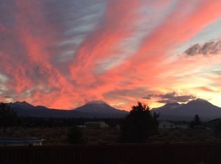 17617 Knight Rd, Bend, OR 97703