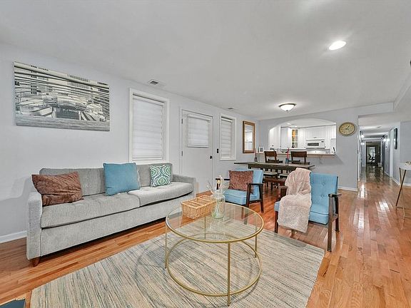 Living Room (2nd private entrance for this unit, handicap accessible)