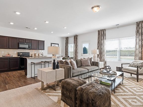 1110 Lossie Lane Elevation Image 3