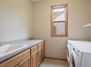 6200 Orchid Ln N, Maple Grove, MN 55311