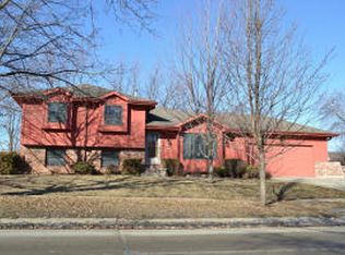 806 NW Maple St, Ankeny, IA 50023