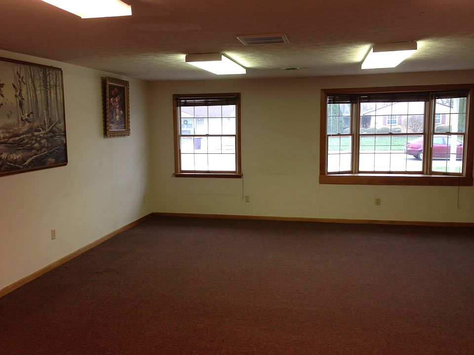2nd image of 4501 Powell Rd