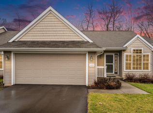 6084 Peregrine Trl, Kalamazoo, MI 49009