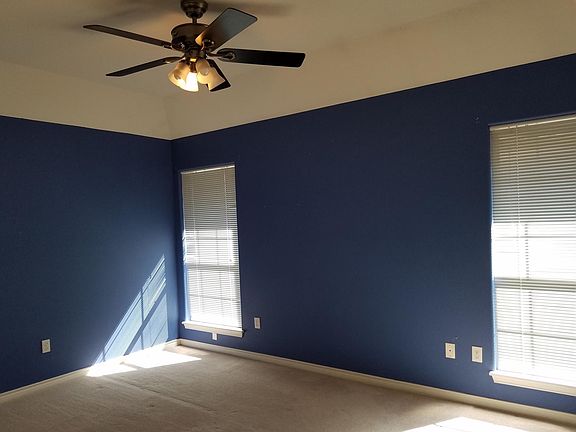 5th image of 3926 Duke Ln