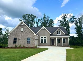 2237 Jenkins Way, Opelika, AL 36801