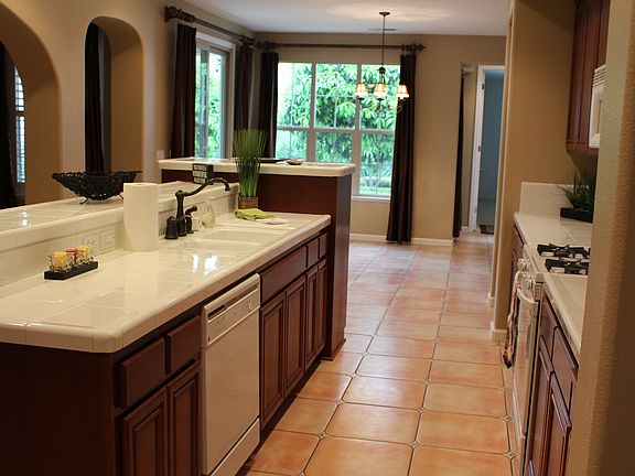 2nd image of 1266 Shady Ct