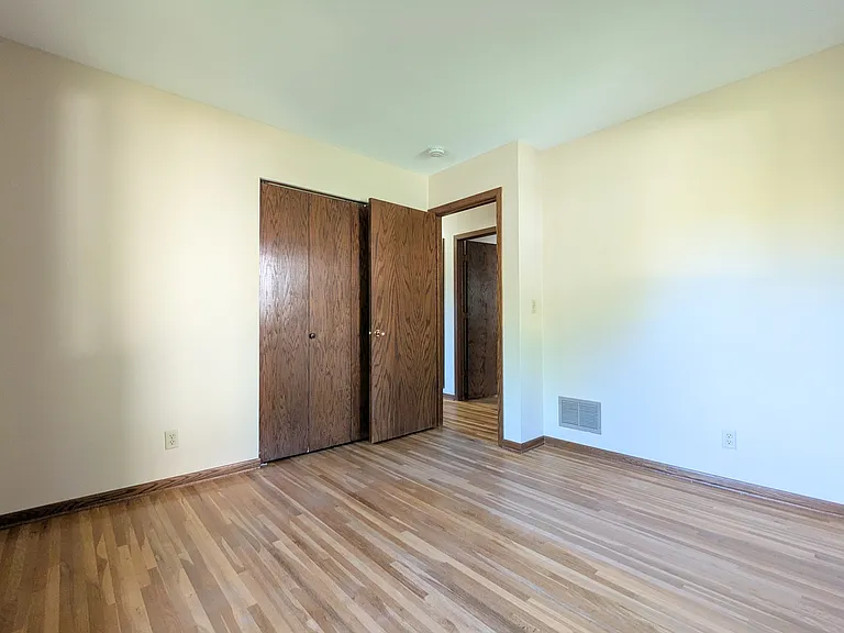 6065 Oakwood Rd — Photo 12