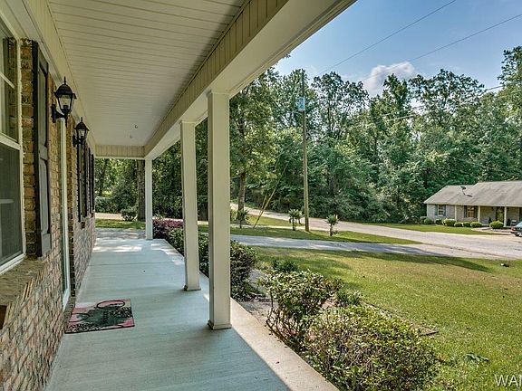 4th image of 11081 Longbow Dr