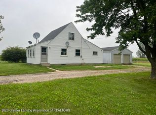 5061 S Chandler Rd, Saint Johns, MI 48879