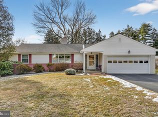 26 Laurel Rd, Southampton, PA 18966